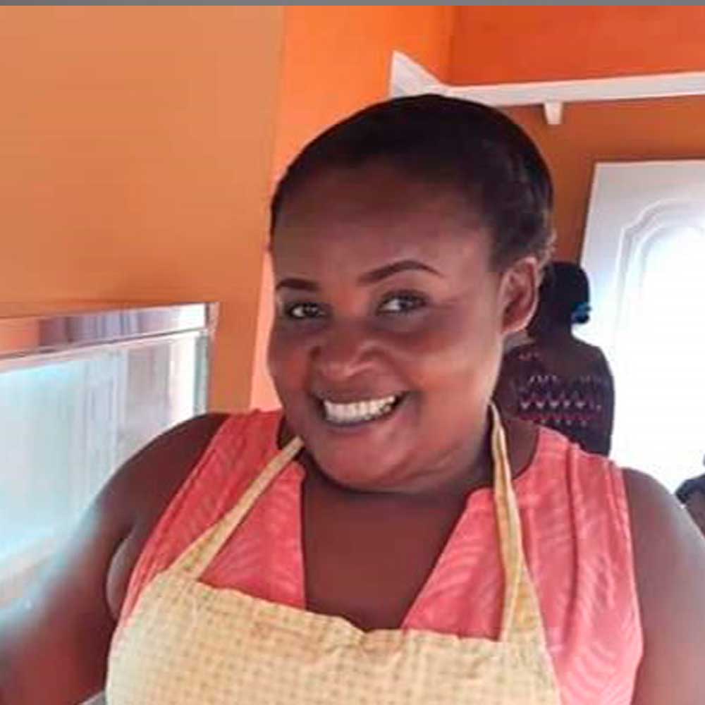 Esther Dishmey de Rinconcito de Doña Rosa