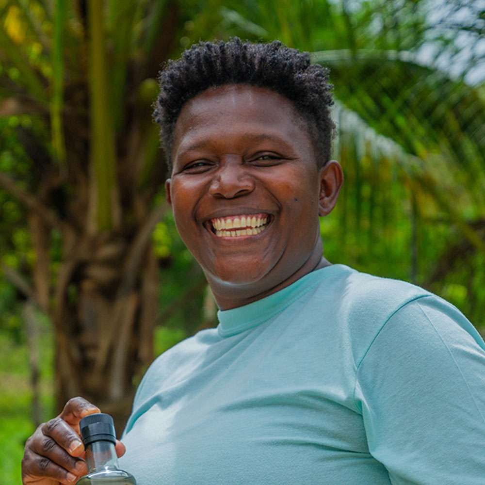 - Cooperativa de Mujeres