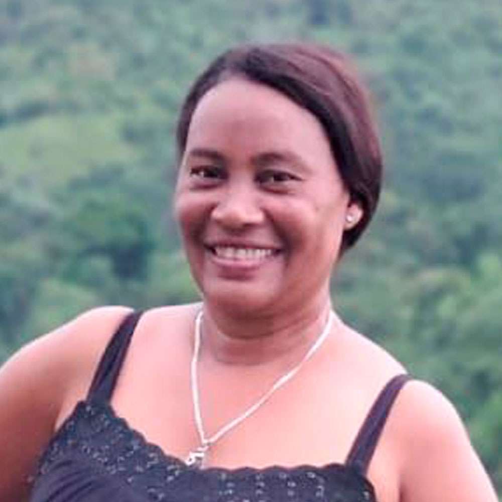 Horacia John Reyes - Josefina El Paraíso